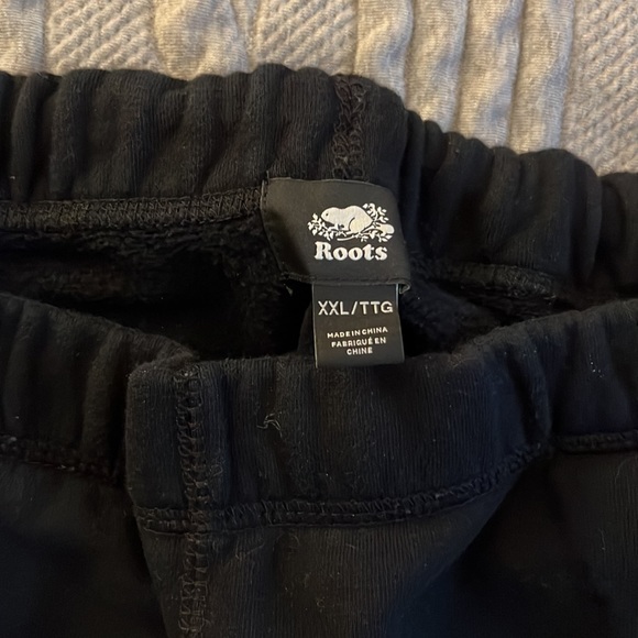 Roots. Men’s XXL Organic Park Slim Sweatpant. Black. Like New! - Picture 3 of 4